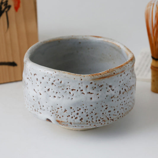 美濃焼窯元 秀山窯 志野茶碗 全体図