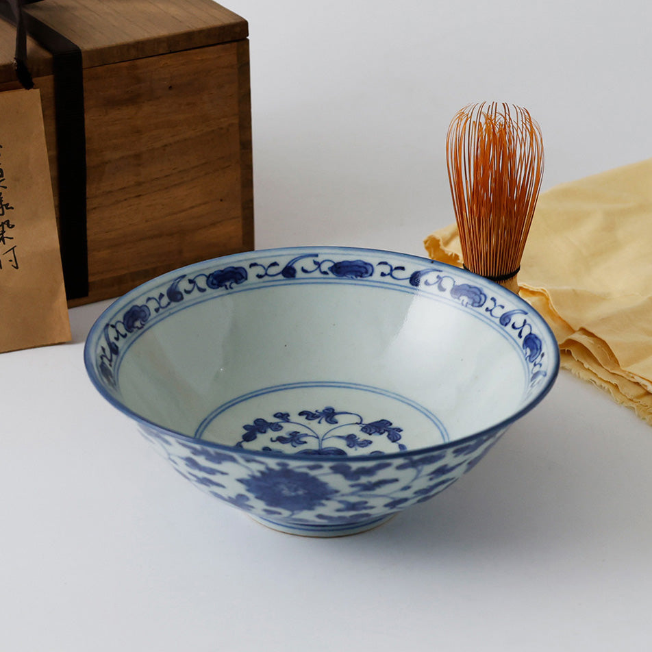 成化年製 古伊万里 中鉢 全体図