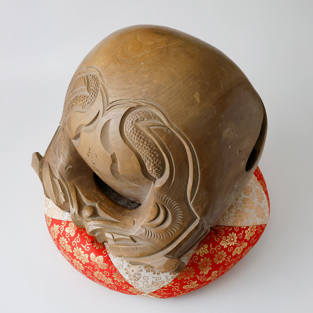 特大 木魚 斜め上から見た構図