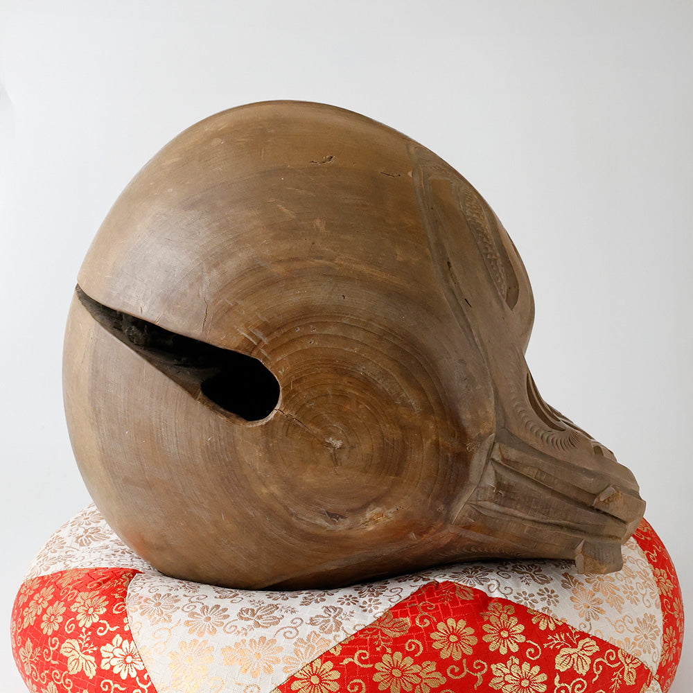 特大 木魚 側面