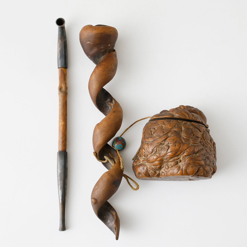 提げ物 煙草入れ 螺旋捻り上げ煙管筒 全体図