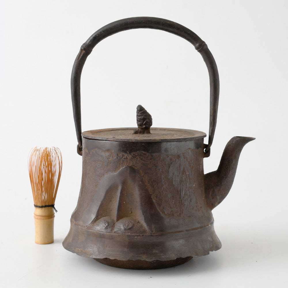 南部鉄瓶 大祐堂 松笠摘み 全体図