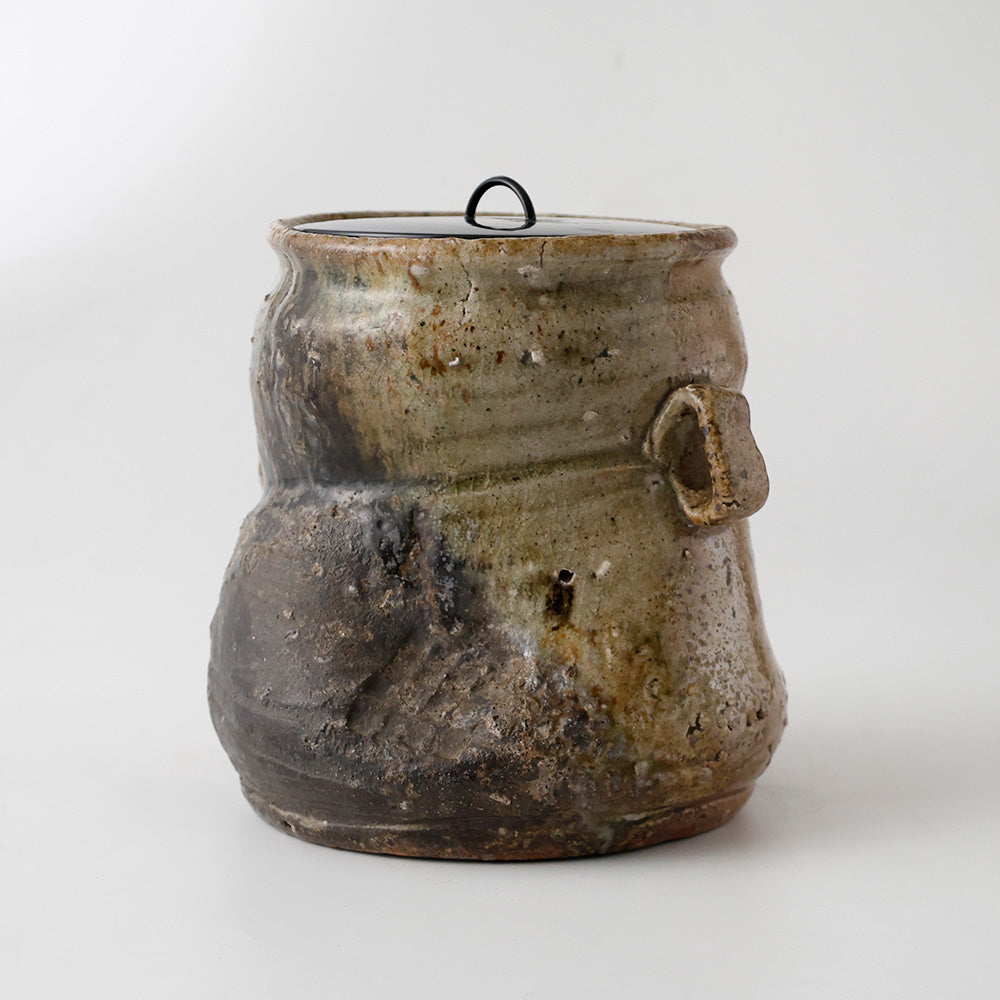 西尾彦四郎 伊賀水指 側面