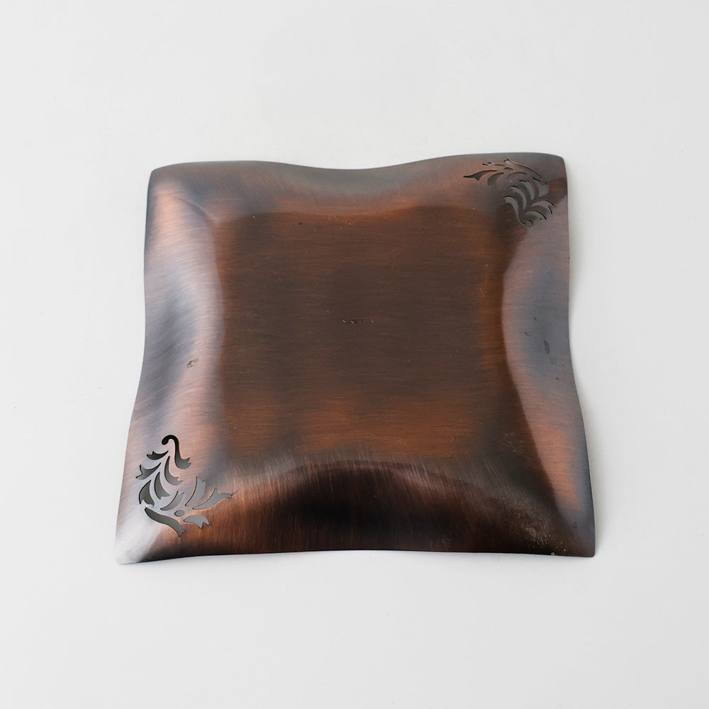 AZUMA 菓子器 底面