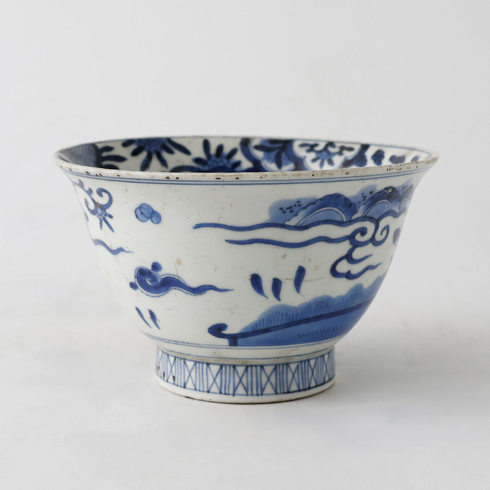 乾隆年製 青華 深鉢 側面