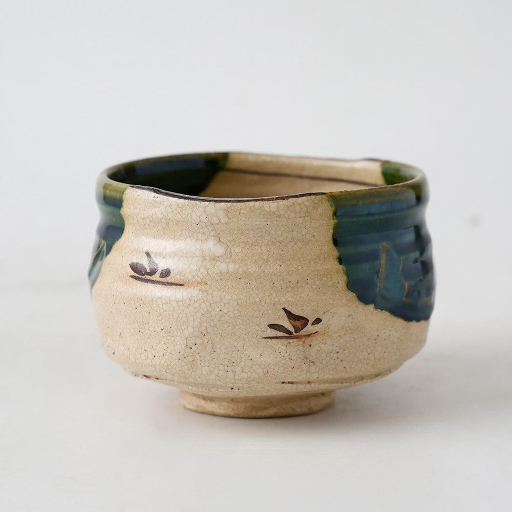 織部焼 市川竹川 織部茶碗 – EIKI Re:Finds