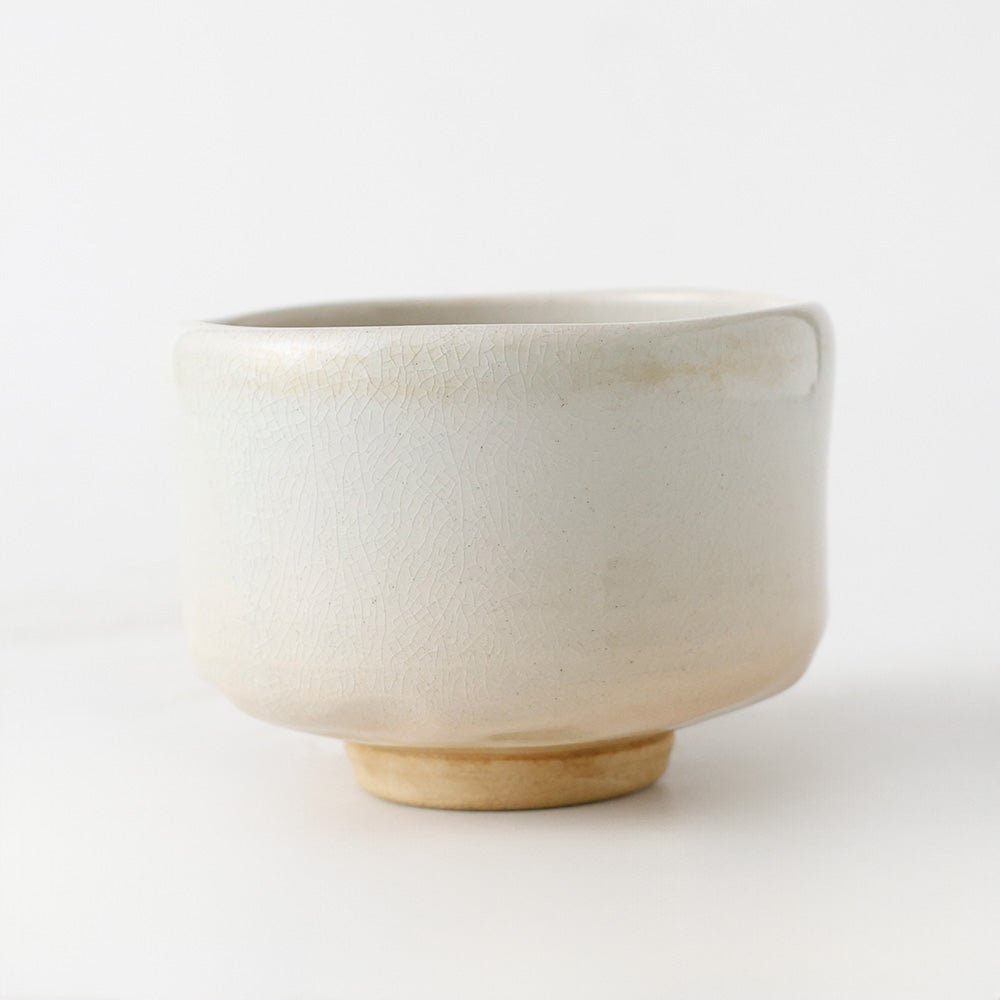 近未使用美品 萩烧 萩殿窑 茶碗 黄布 纸盒装 茶道具 抹茶碗