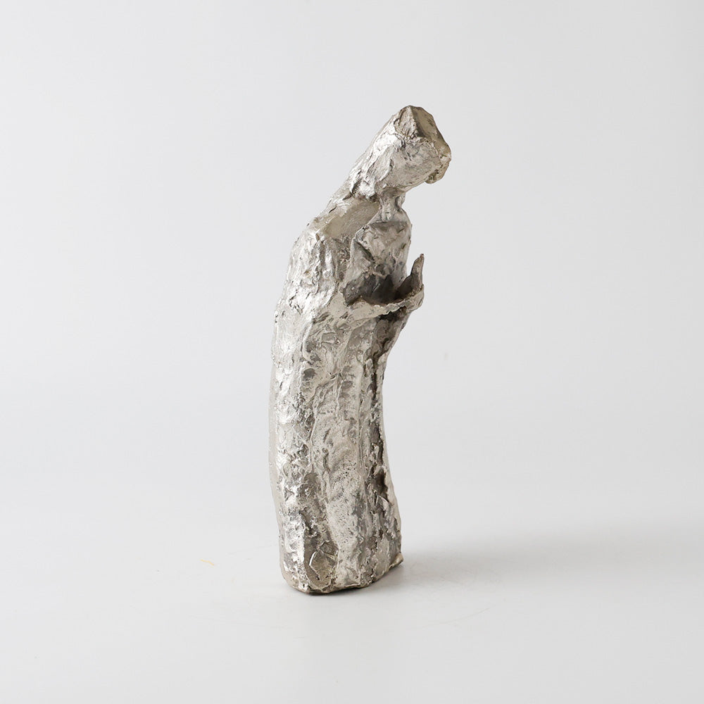 板橋一歩作 ブロンズ 祈る女性像 側面