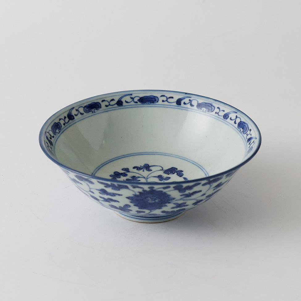 成化年製 古伊万里 中鉢 正面