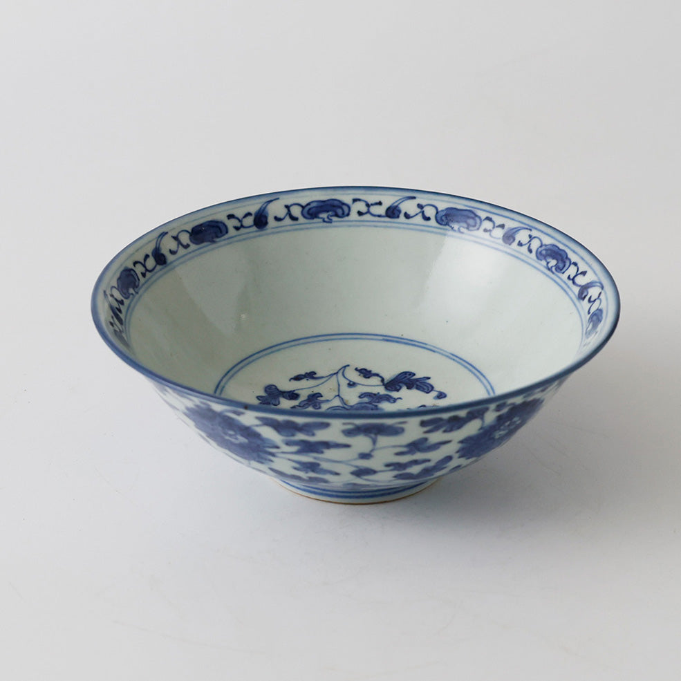 成化年製 古伊万里 中鉢 正面