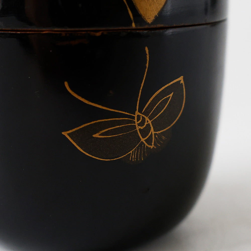 輪島塗 棗 蝶金蒔絵 拡大図