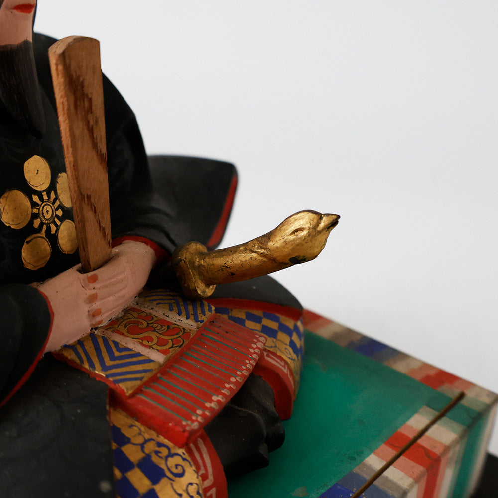 天神様 置物 彫刻 拡大図