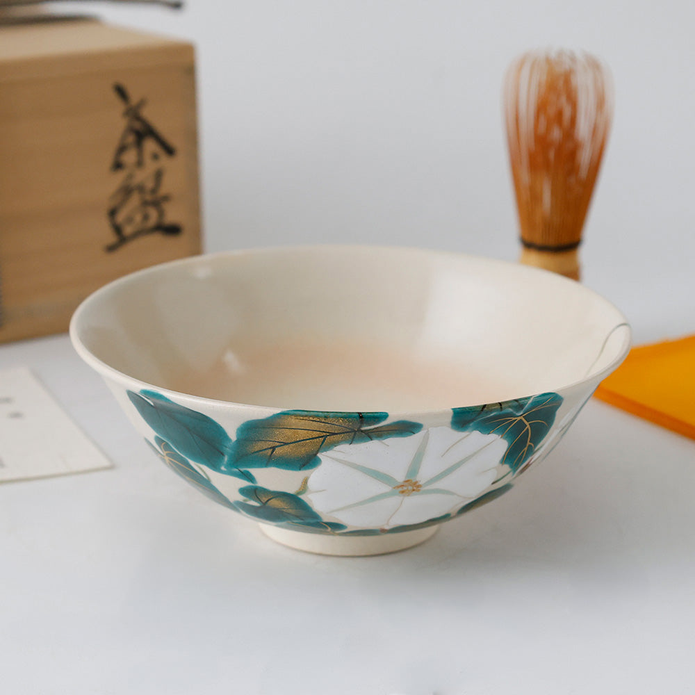 九谷焼 色絵夕顔 平茶碗 全体図