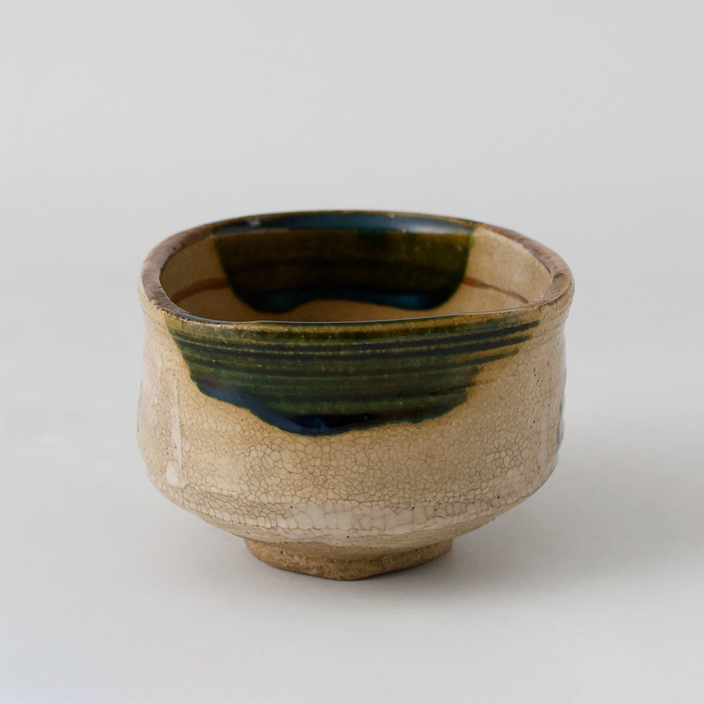 織部焼 宮地成和 茶碗 側面